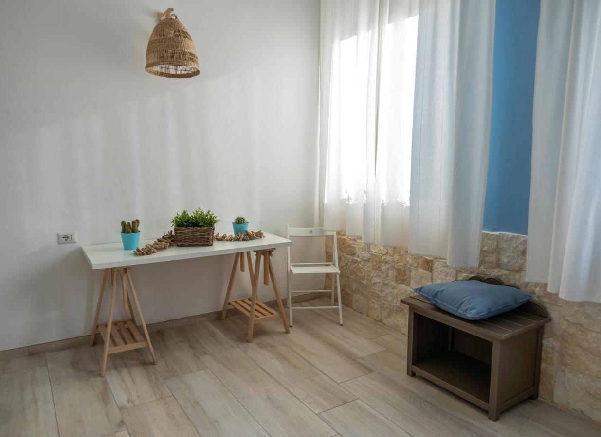 Torrelama Room & Breakfast Trani Buitenkant foto